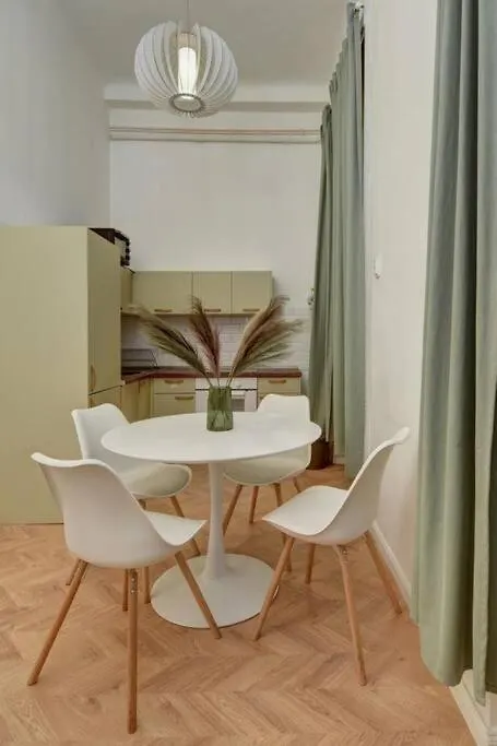 Lovely 3 Bedrooms Apartment In The Jewish Quarter Budapest